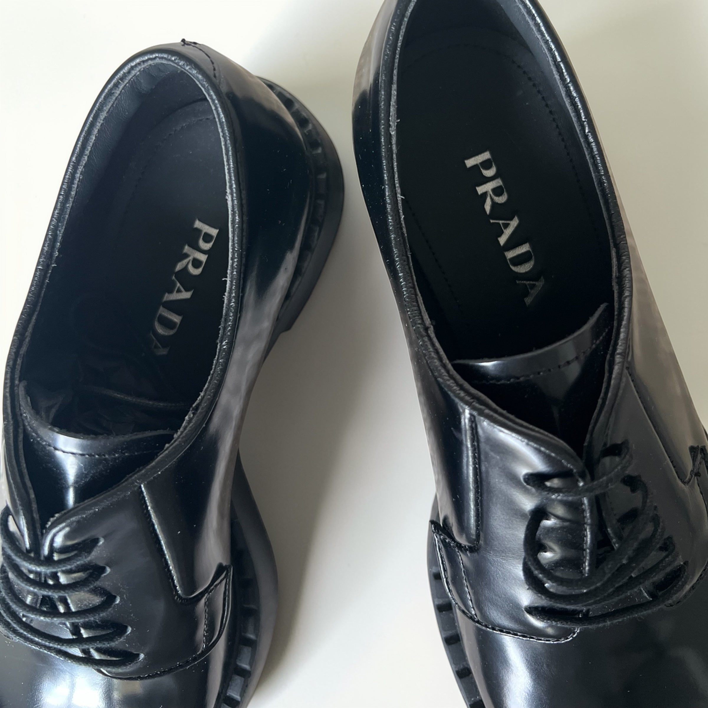Prada moccassins femme (T 38.5)